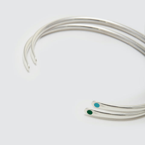 Glass Spot Silver Bracelet | Turquoise or Emerald Enamel | Codis Maya –  Codis Maya Ltd