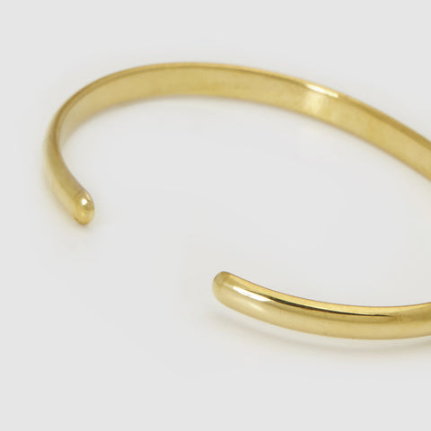 gold bracelet